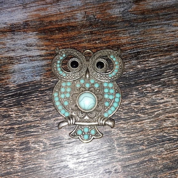 Jewelry - Owl Pendant